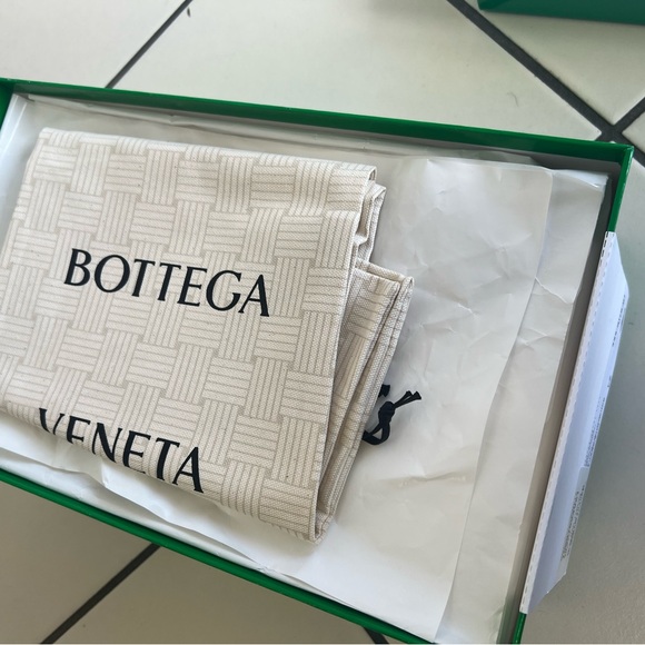 Bottega Veneta Orbit Sneaker 🪩 - Picture 14 of 14